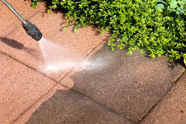 Pressure Washing Brick in Dickinson, TX